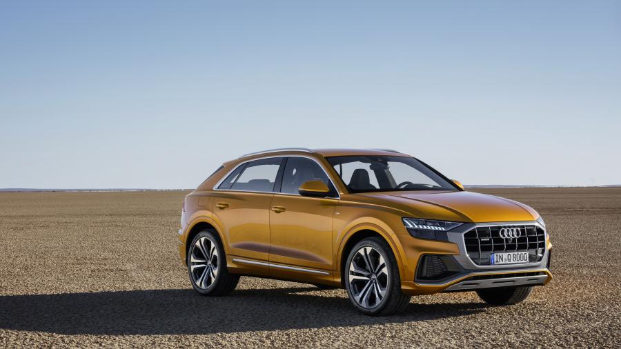  Audi Q8 50 TDI Quattro S-Line 2018 года  (WW) (фото 16 из 63)